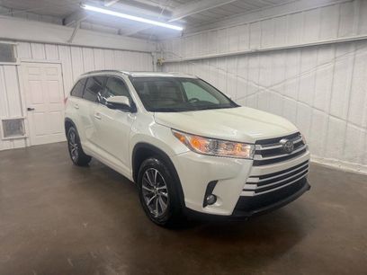 Used 2017 Toyota Highlander XLE
