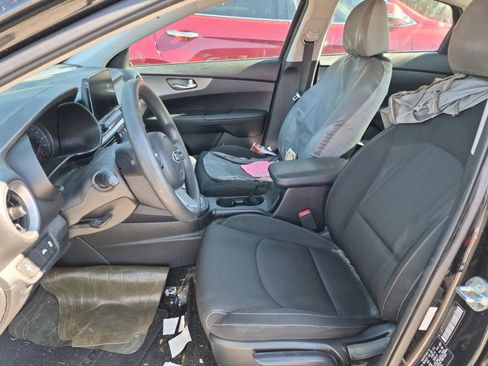 Used 2021 Kia Forte LXS image 5