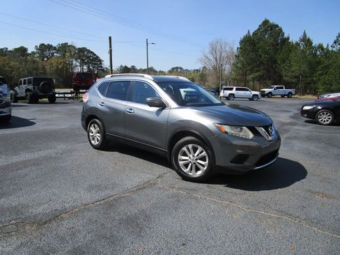 Used 2015 Nissan Rogue SV w/ SV Premium Package image 34