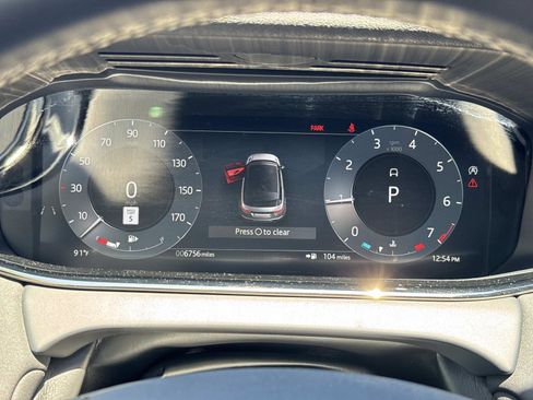 Certified 2026 Land Rover Range Rover Evoque S image 31