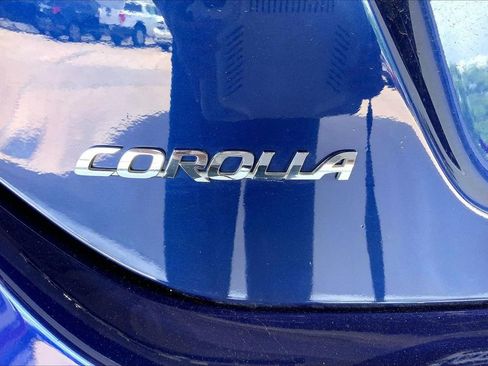 Used 2015 Toyota Corolla S FWD image 9