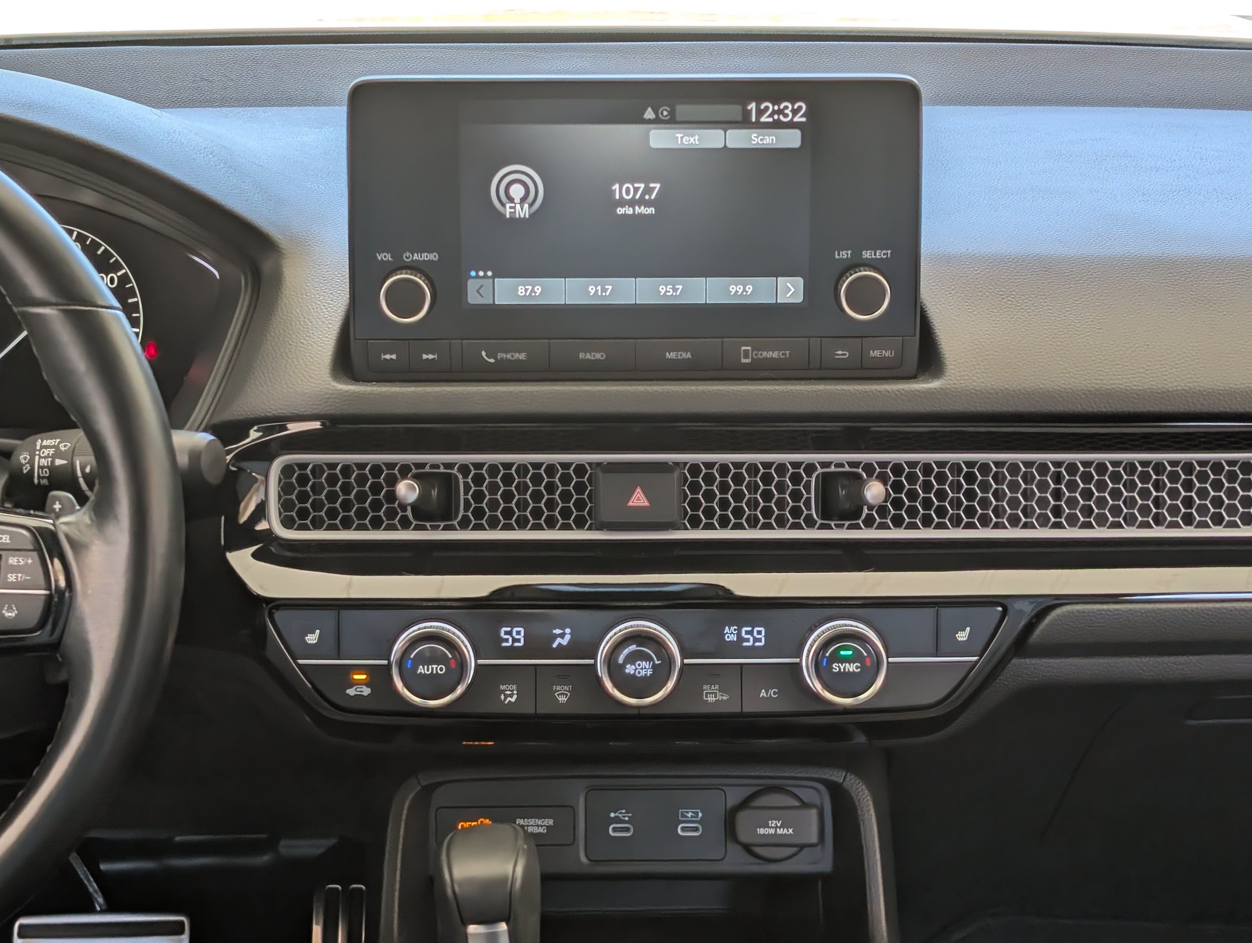 Used 2025 Honda Civic Sport image 25