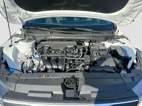 New 2025 Kia K4 LXS image 27