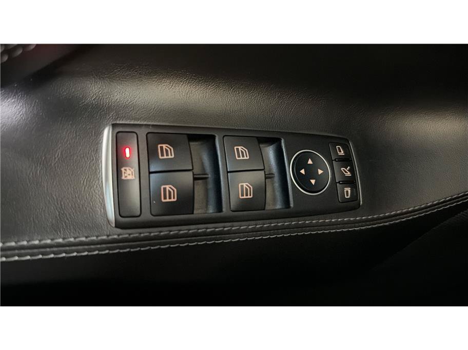 Used 2018 Tesla Model S 75D AWD/4WD image 39