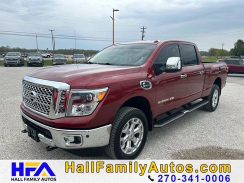 Used 2016 Nissan Titan SL image 28