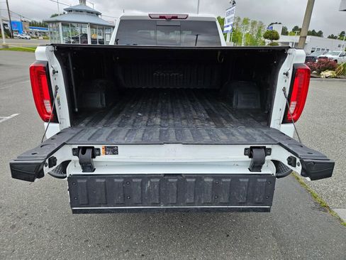 Used 2020 GMC Sierra 1500 AT4 w/ Technology Package AWD/4WD image 13