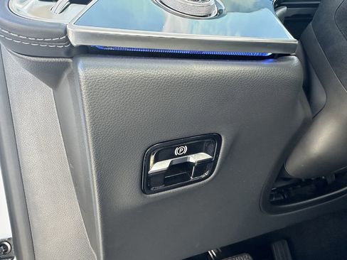 Certified 2024 Mercedes-Benz E 350 4MATIC Sedan image 35