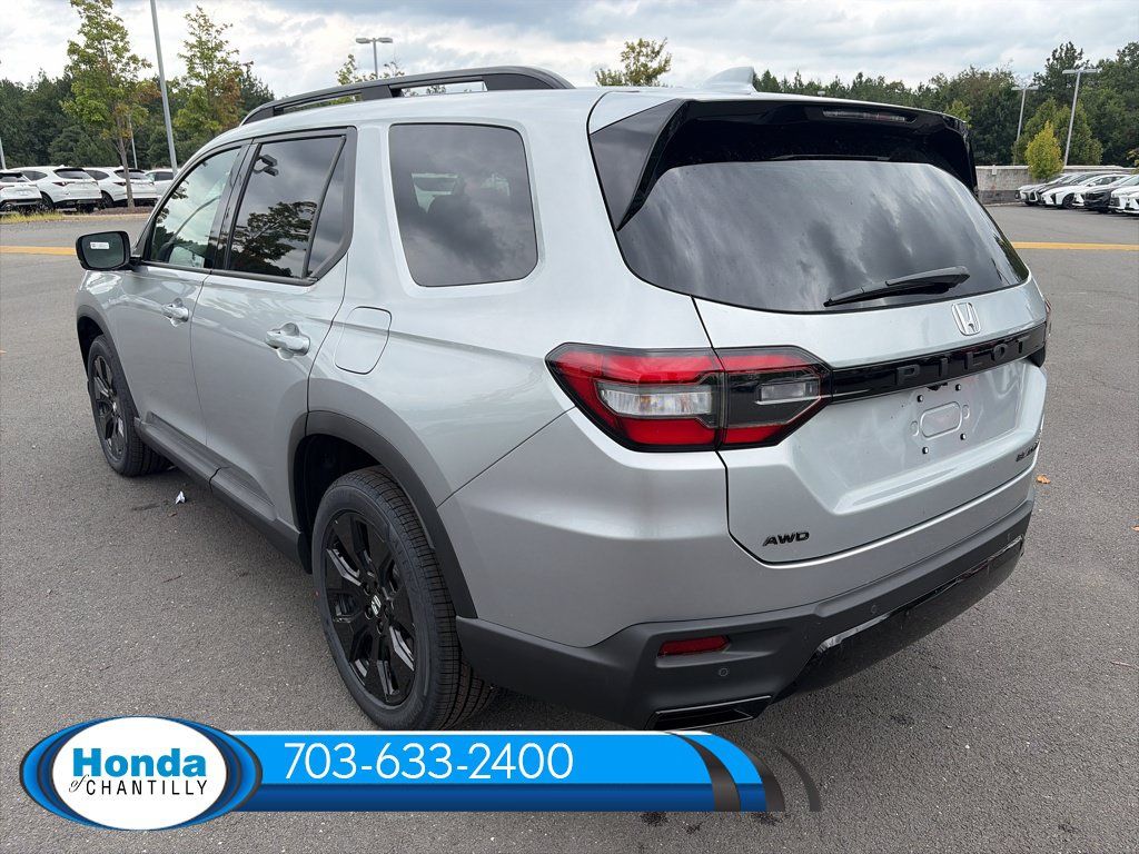 New 2026 Honda Pilot Black Edition image 5