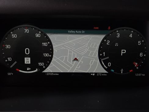 Used 2023 Land Rover Defender 130 X-Dynamic SE image 35