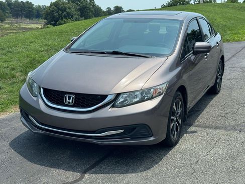 Used 2015 Honda Civic EX image 3