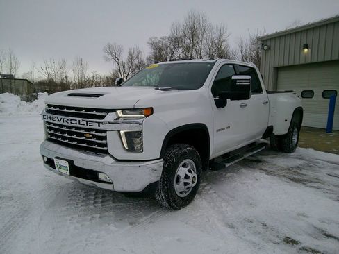 Used 2023 Chevrolet Silverado 3500 LTZ w/ LTZ Convenience Package image 3