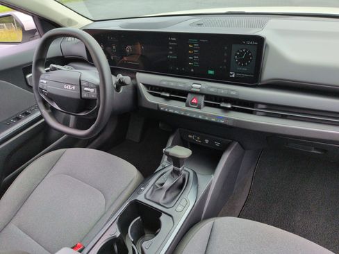 Used 2025 Kia K4 FWD image 34