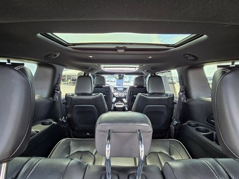 Used 2019 Chrysler Pacifica Limited w/ Advanced Safetytec Group FWD image 23
