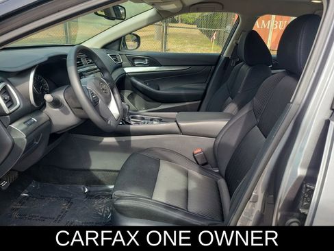 Used 2019 Nissan Maxima 3.5 S w/ Floor Mat Group image 2