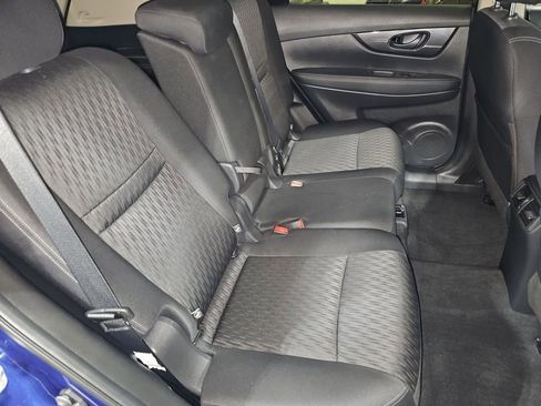 Used 2020 Nissan Rogue S image 17