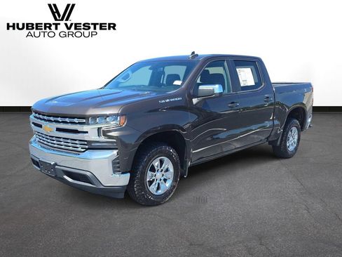 Used 2021 Chevrolet Silverado 1500 LT RWD image 2