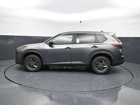 Used 2024 Nissan Rogue S AWD/4WD image 4