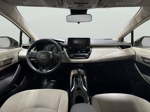 Used 2022 Toyota Corolla LE image 21