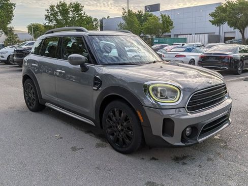 Used 2021 MINI Cooper Countryman FWD image 3
