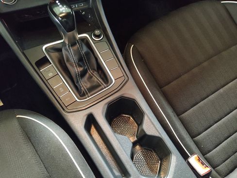 Used 2024 Volkswagen Jetta Sport FWD image 26