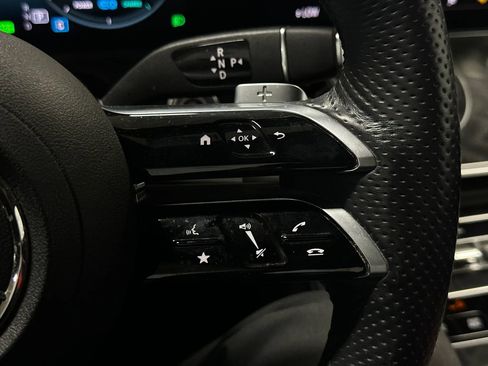 Used 2023 Mercedes-Benz E 450 Coupe image 23