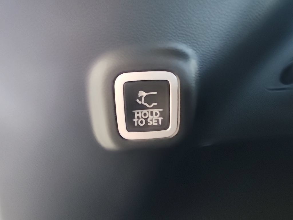New 2026 Jeep Cherokee Limited AWD/4WD image 29