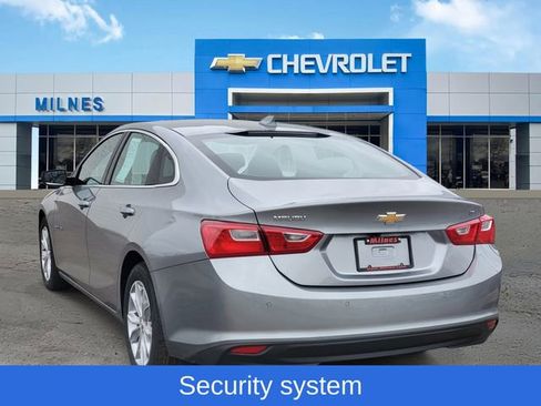 Used 2024 Chevrolet Malibu LT image 3