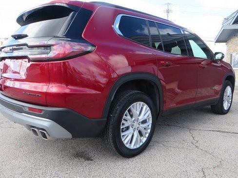 Used 2024 GMC Acadia Elevation image 26