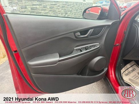 Used 2021 Hyundai Kona SE w/ Cargo Package AWD/4WD image 9