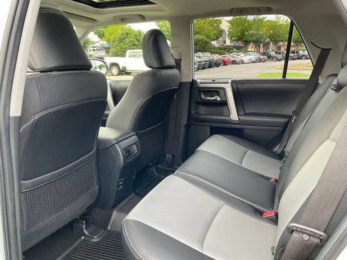 Used 2019 Toyota 4Runner SR5 Premium RWD image 25