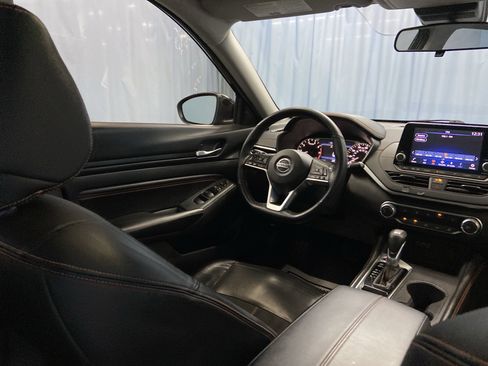 Used 2022 Nissan Altima 2.5 SR w/ Midnight Edition Package image 36