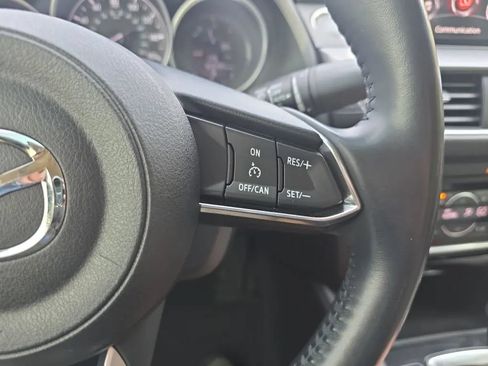 Used 2017 MAZDA MAZDA6 Touring FWD image 19