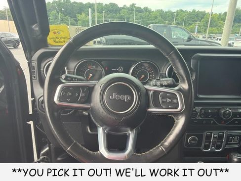 Used 2023 Jeep Wrangler Unlimited Sahara w/ Cold Weather Group AWD/4WD image 12