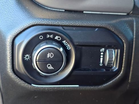 Certified 2023 Jeep Gladiator Sport image 18