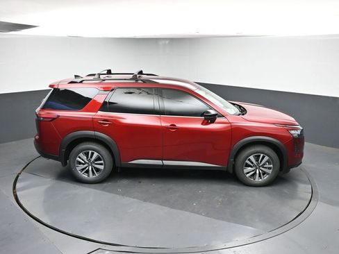 New 2026 Nissan Pathfinder SL image 38