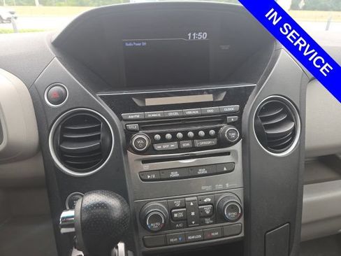 Used 2015 Honda Pilot SE image 8