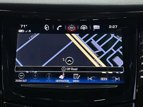Used 2020 Cadillac Escalade Luxury w/ LPO, Radiant Package AWD/4WD image 10