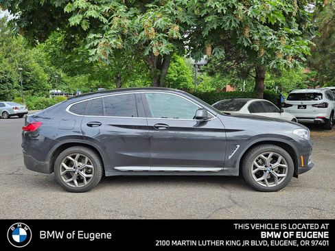 Used 2020 BMW X4 xDrive30i AWD/4WD image 2