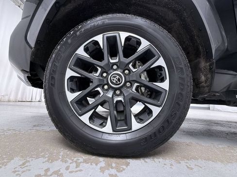 Certified 2024 Toyota Tundra Limited AWD/4WD image 11
