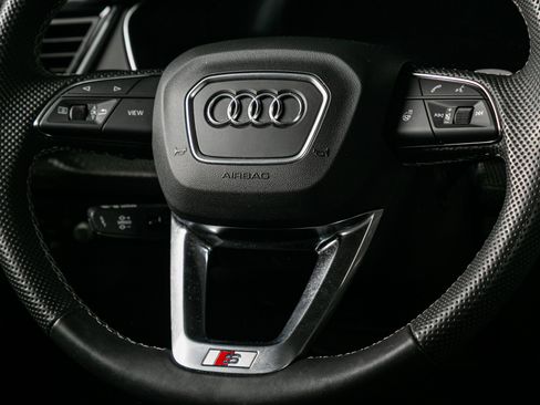 Used 2023 Audi SQ5 Prestige w/ Prestige Package image 47