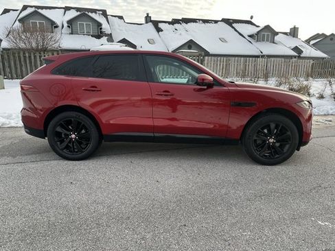 Used 2021 Jaguar F-PACE S image 4
