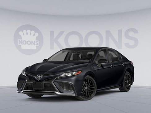 Used 2022 Toyota Camry XSE AWD/4WD image 1