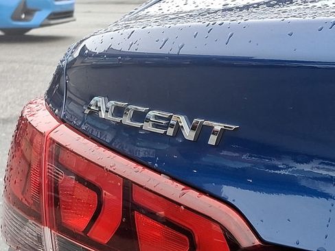 Used 2020 Hyundai Accent SEL image 32