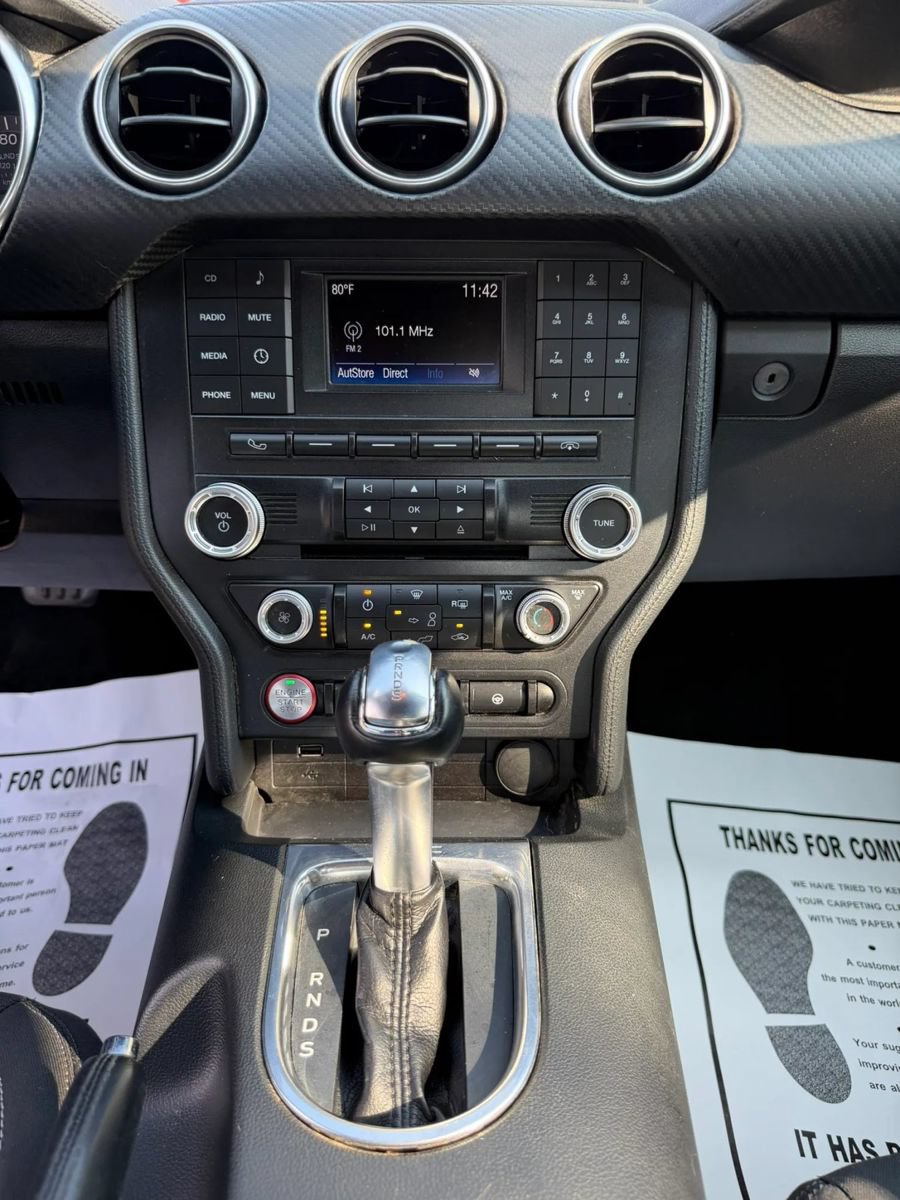 Used 2018 Ford Mustang Coupe RWD image 15