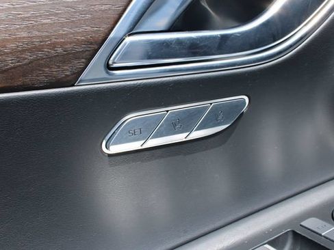 Used 2022 Genesis GV80 3.5T w/ Prestige Package 07 AWD/4WD image 11