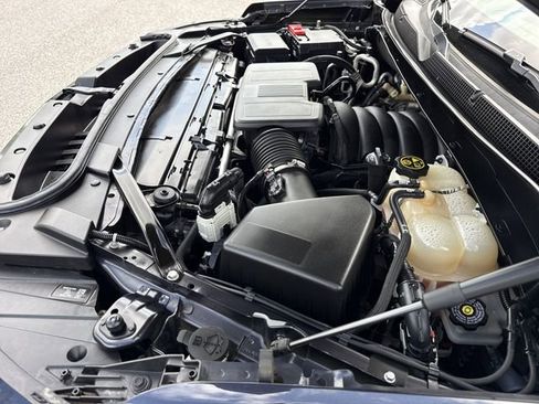 Used 2023 Chevrolet Suburban LT RWD image 52