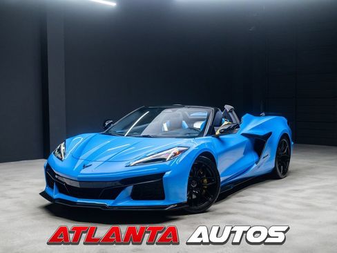 Used 2025 Chevrolet Corvette Z06 RWD image 1