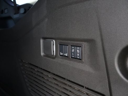 New 2026 GMC Yukon XL AT4 w/ AT4 Premium Plus Package image 20