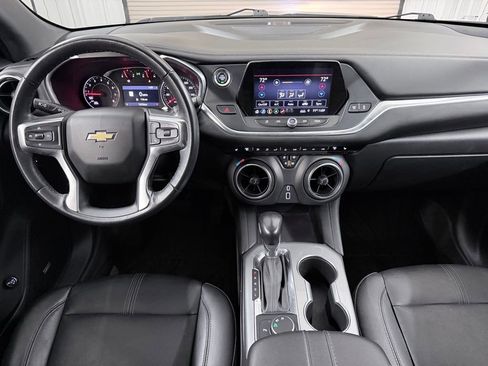 Used 2019 Chevrolet Blazer LT w/ Sound & Technology Package FWD image 27