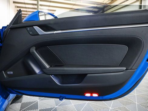 Used 2022 Porsche 911 Turbo S image 22